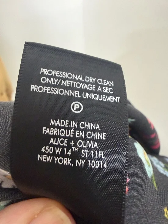 Alice + Olivia Randa Floral Print Bell Sleeve Botanical Ditsy Floral Size Medium - Picture 15 of 16